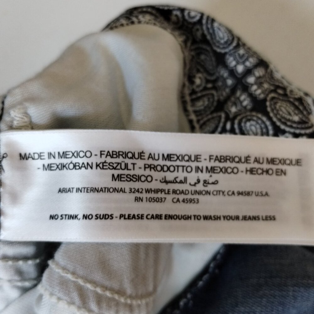 Ariat REAL Midrise BootCut Jeans Size 29S - Picture 11 of 14